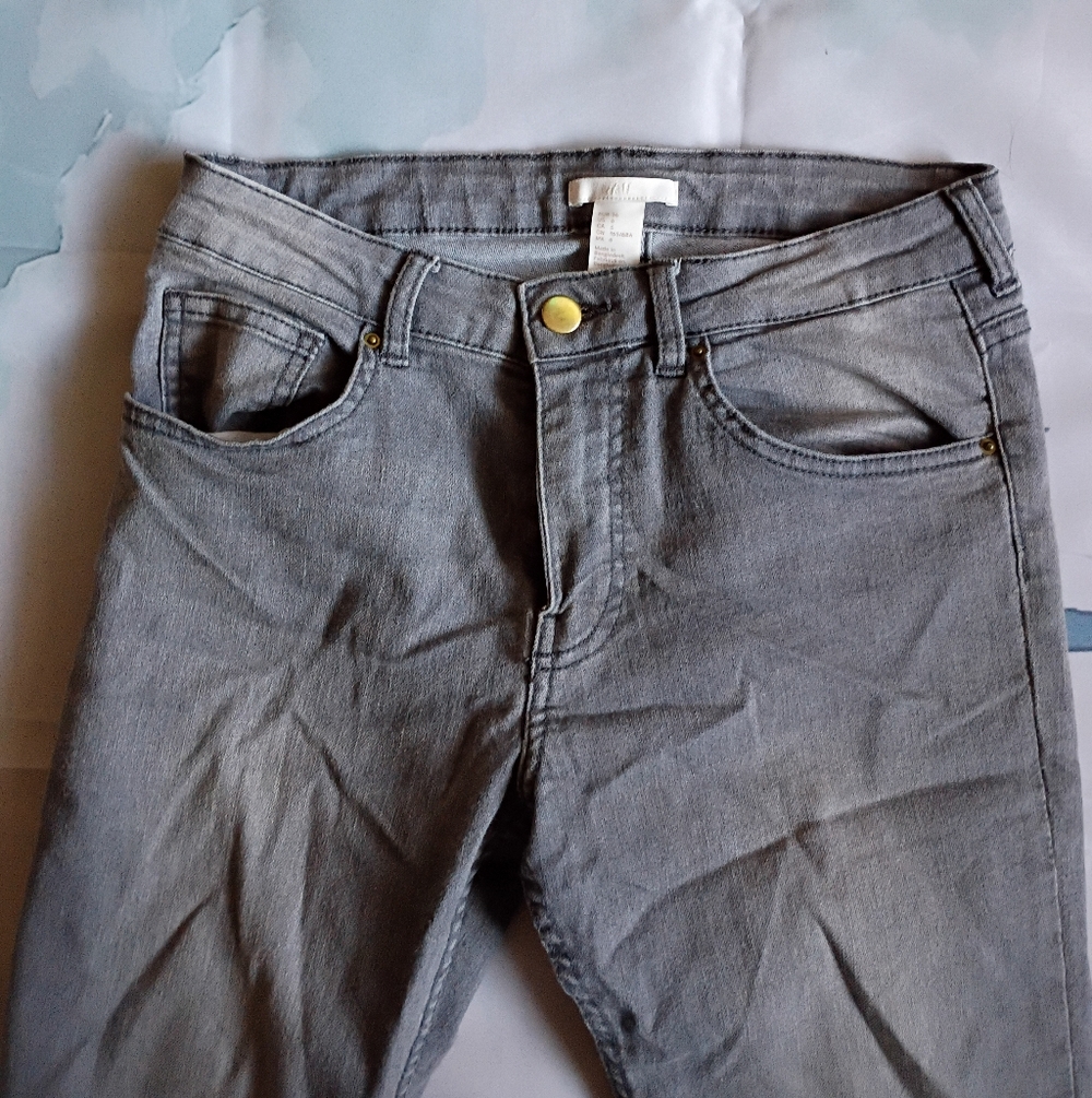 H&M High-Rise Skinny Gray Denim Jeans 5-Pocket Button Zip Solid Light Wash 6 - Picture 5 of 11